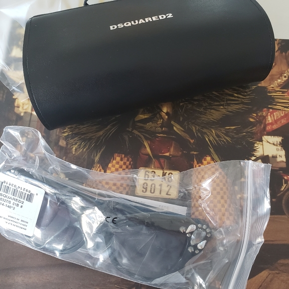 DSQUARED² DIAMOND CATEYE SUNGLASSES - Picture 11 of 11